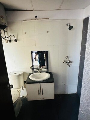 Bathroom in 2 BHK Apartment at Hawelia Valencia Square, Sector 1 Greater Noida – for Rent