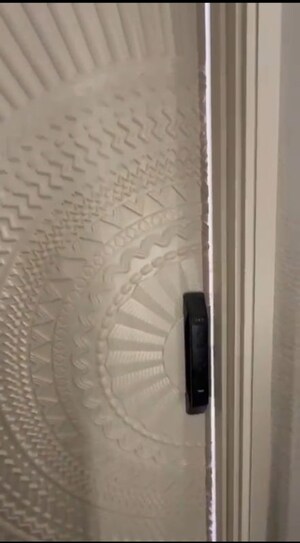 Bathroom in 2.5 BHK Builder Floor at Mukherjee Nagar – for Rent