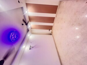 Furnished Amenities in 2 BHK Builder Floor at Malviya Nagar – for Rent