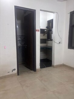 1 RkBuilder Floor For Rent in Mukherjee Nagar