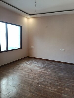 Room in 3 BHK Builder Floor at Sector 11 – for Rent