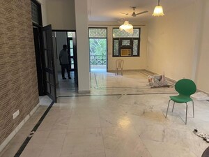 3 BHK Builder Floor For Rent in Sushant Lok I