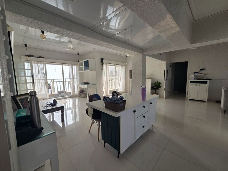 Master Bedroom, nahars-everest 3 Bedroom 1200 Sq.Ft. Apartment In Versova Mumbai 10157299