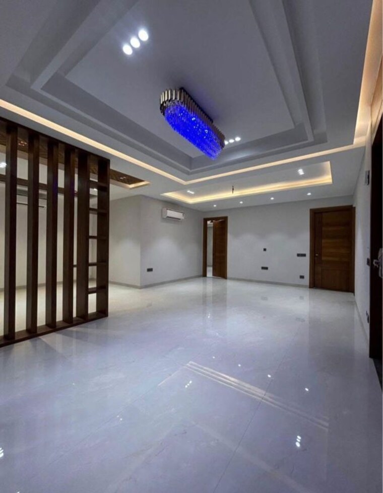 Room, ansal-api-versalia 3 Bedroom 180 Sq.Yd. Builder Floor In Sector 67a Gurgaon 10157324