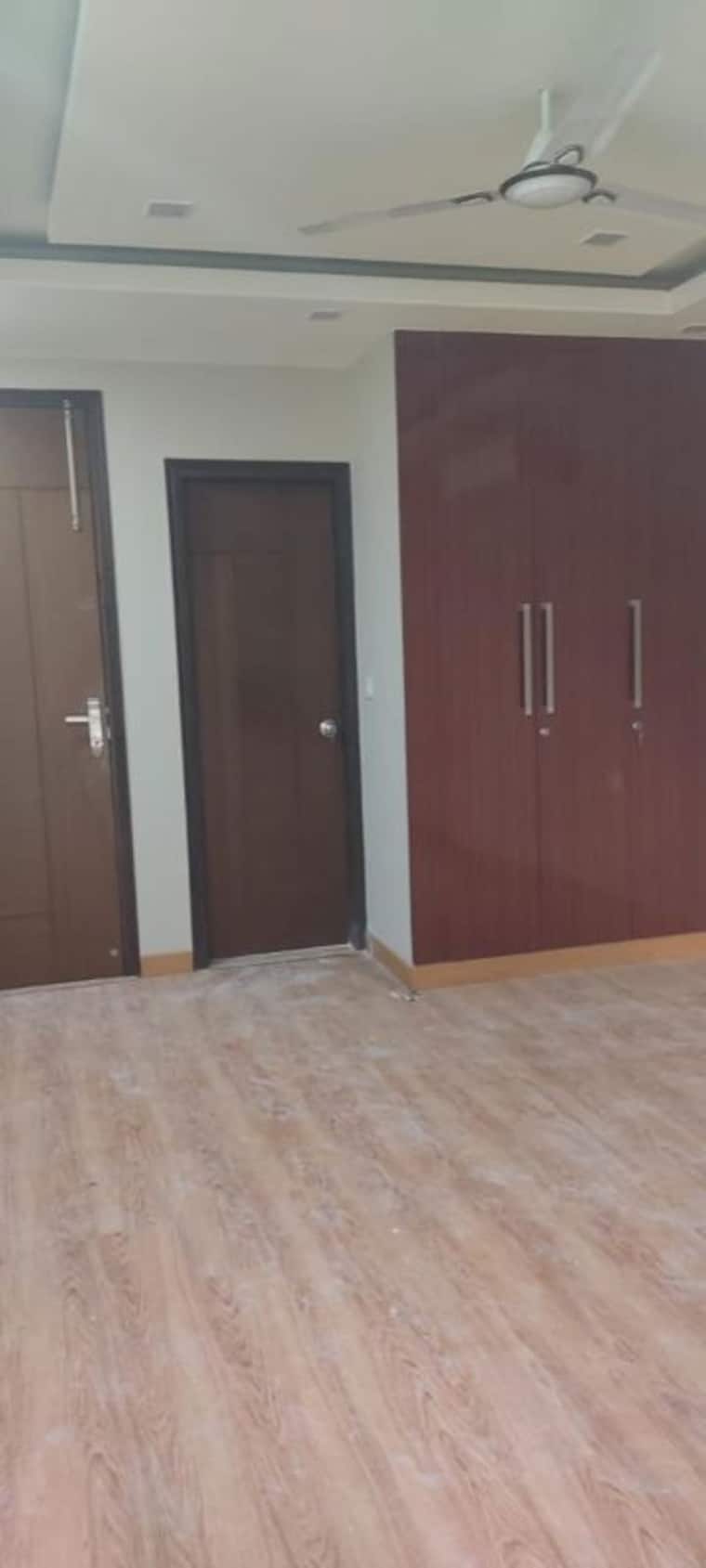 Room, kailash hills 3 Bedroom 1300 Sq.Ft. Builder Floor In Kailash Hills Delhi 10157325