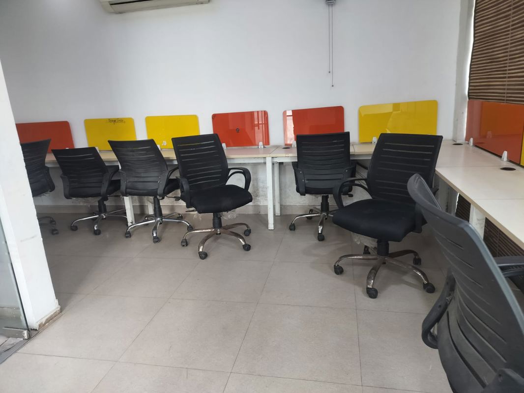 Office Space For Rent in Sector 63