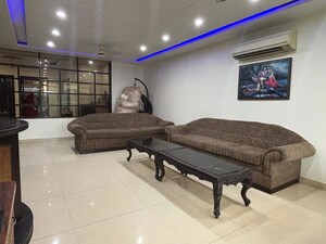 Living Room in 3 BHK Builder Floor at Malviya Nagar – for Rent