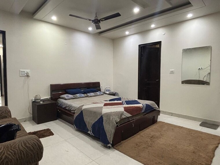 Bedroom, malviya nagar 3 Bedroom 200 Sq.Yd. Builder Floor In Malviya Nagar Delhi 10157356