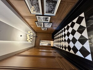 3.5 BHK Apartment – Entrance View at BPTP Downtown 66, Sector 66 - for Sale