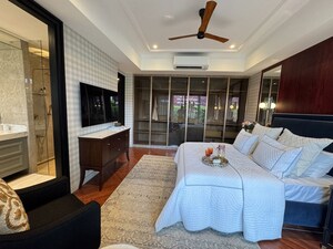 Master Bedroom in 3.5 BHK Apartment at BPTP Downtown 66, Sector 66 – for Sale