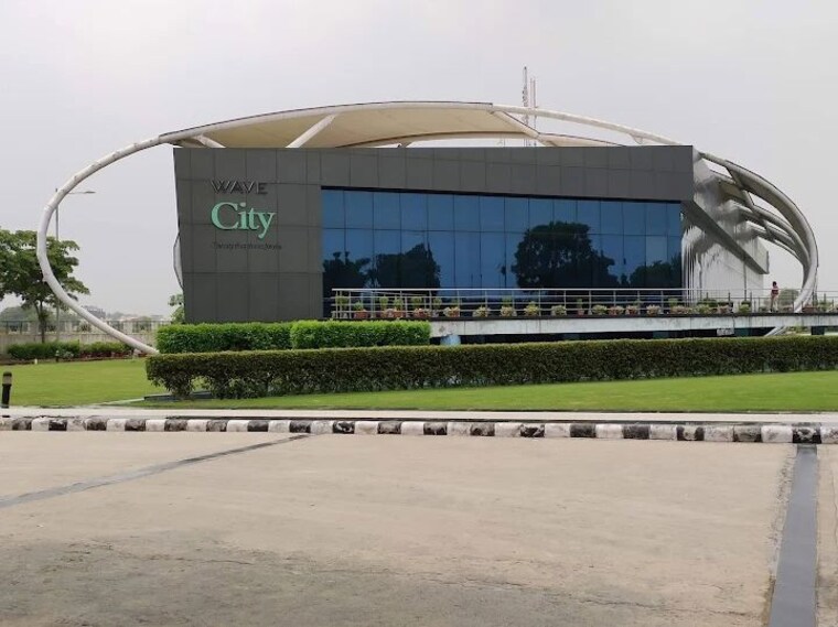 Exterior View, wave-city  287 Sq.Yd. Plot In Wave City Ghaziabad 10157383