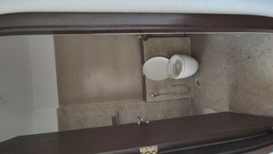 Furnished Amenities in 3 BHK Apartment at Lodha Iris, Majiwada – for Rent