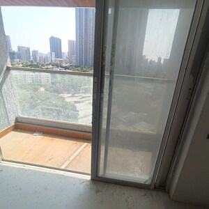 2 BHK Apartment For Rent in Ekta Tripolis, Goregaon West