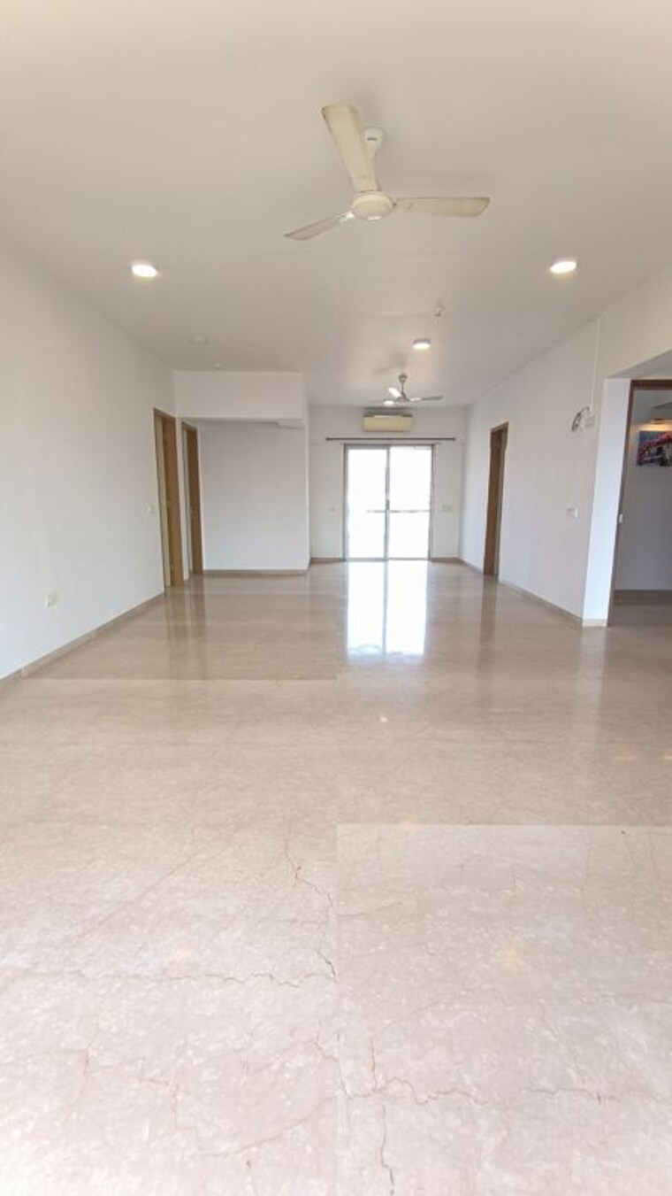Room, suraj-tranquil-bay-1 3 Bedroom 1318 Sq.Ft. Apartment In Prabhadevi Mumbai 10157436