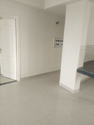 Room in 3.5 BHK Apartment at Paarth Aadyant, Gomti Nagar – for Rent