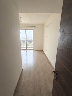 3.5 BHK + Pooja Room Apartment For Rent in Omaxe Waterscapes
