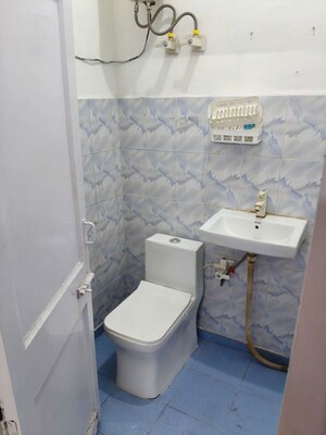 Bathroom in 2 BHK Builder Floor at RWA Apartments Sector 50, Sector 50 – for Rent