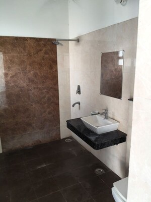 Bathroom in 3 BHK Villa at Viraj Lotus Court, Gomti Nagar – for Rent
