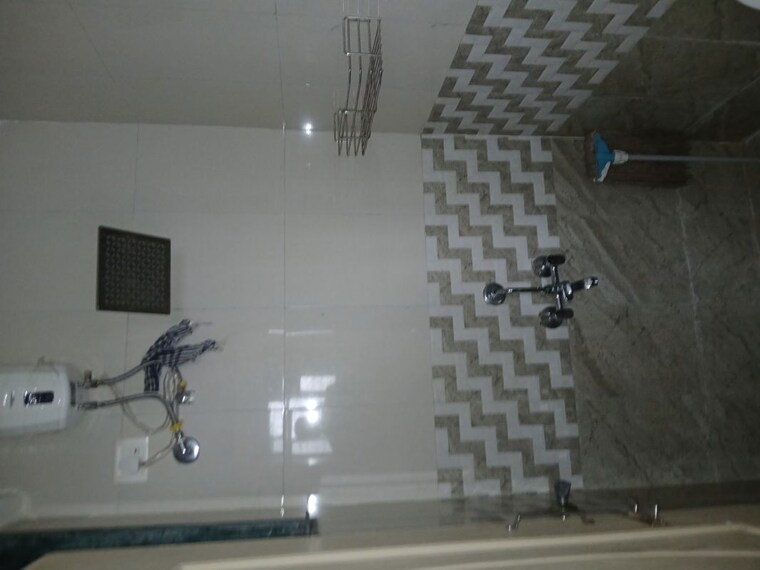 Bathroom, goregaon west 1 Bedroom 450 Sq.Ft. Apartment In Goregaon West Mumbai 10157450