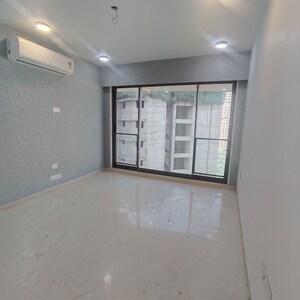 Room in 3 BHK Apartment at The Park Residency Andheri, Andheri West – for Rent