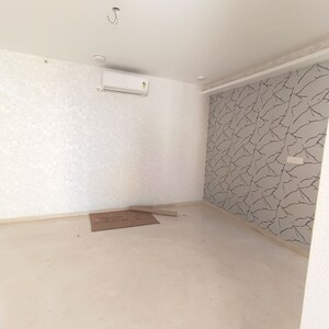 Room in 3 BHK Apartment at The Park Residency Andheri, Andheri West – for Rent