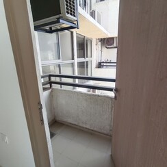 1 BHK + Pooja Room Apartment For Rent in Lodha Unica
