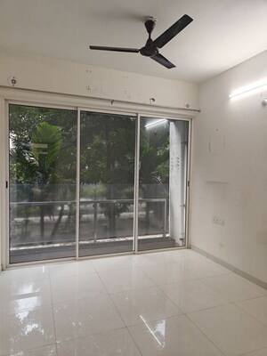 Balcony in 2 BHK Apartment at L&T Seawoods Residences Phase 2, Seawoods – for Rent