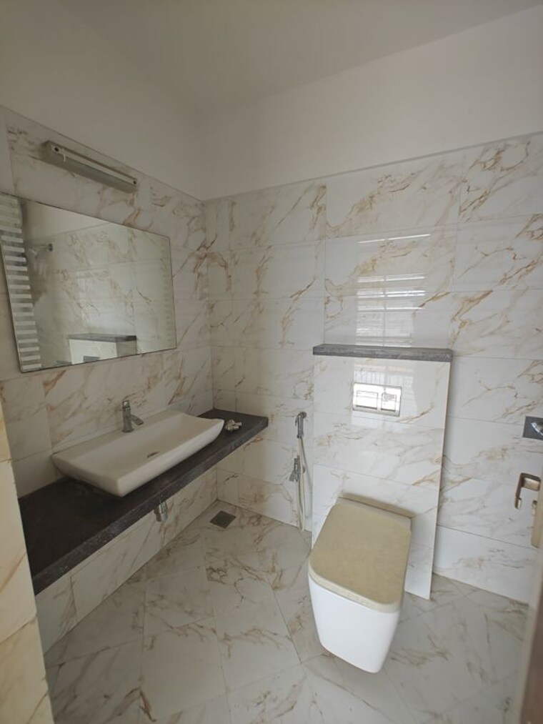 Bathroom, rattan-icon 3 Bedroom 1665 Sq.Ft. Apartment In Seawoods Sector 50 Navi Mumbai 10157530