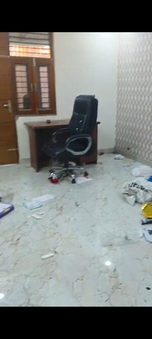 Parking in 2 BHK Apartment at AIMS Golf Town, Sector 4 Greater Noida – for Rent