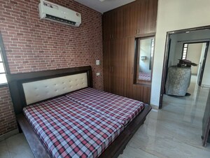 Bedroom in 2 BHK Builder Floor at Sbp Nature City, Central Kharar – for Rent