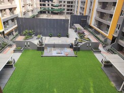 2 BHK Apartment For Rent in Pristine Allure