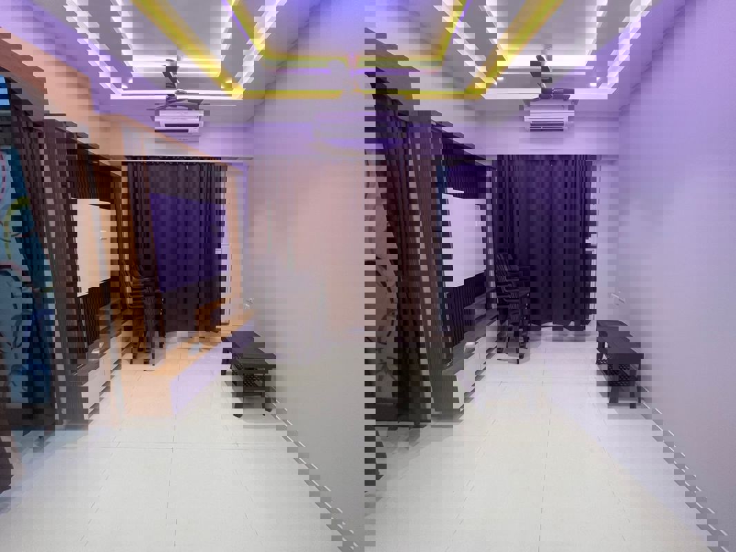 1 BHK 450 Sq.Ft. Apartment in Sheth Avante