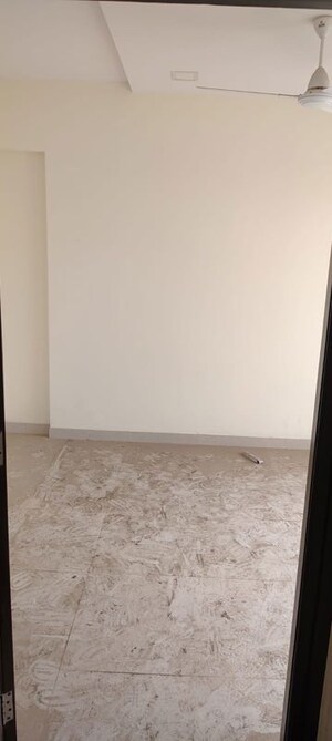 Room in 1 BHK Apartment at Sarvoday Onyx, Kalyan West – for Sale