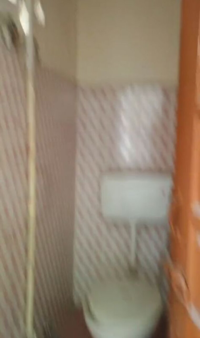 Bathroom, patel nagar 1 RK 900 Sq.Ft. Builder Floor In Patel Nagar Delhi 10157605