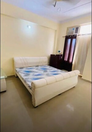 Bedroom in 1 BHK Apartment at Chinhat – for Rent