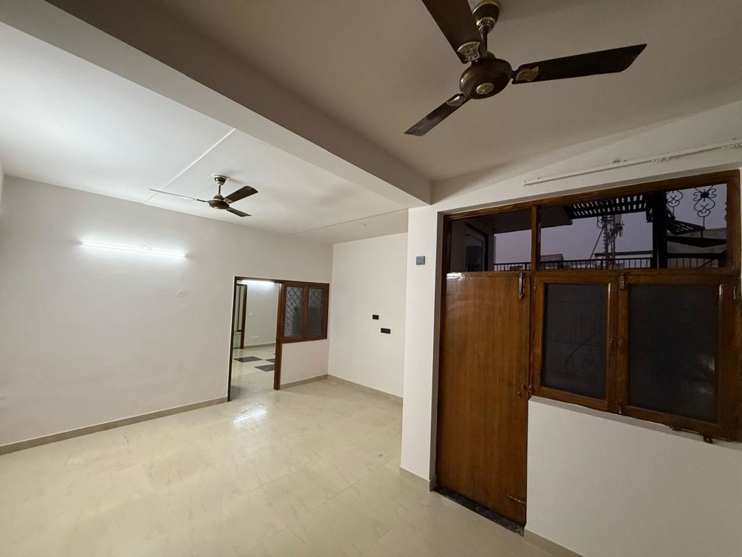 3.5 BHK + Pooja Room,Study Room Independent House For Rent in Sector 71