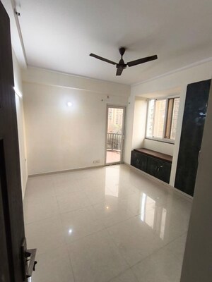 Room in 3 BHK Apartment at Dasnac The Jewel, Sector 75 – for Rent