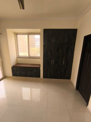 Room in 3 BHK Apartment at Dasnac The Jewel, Sector 75 – for Rent
