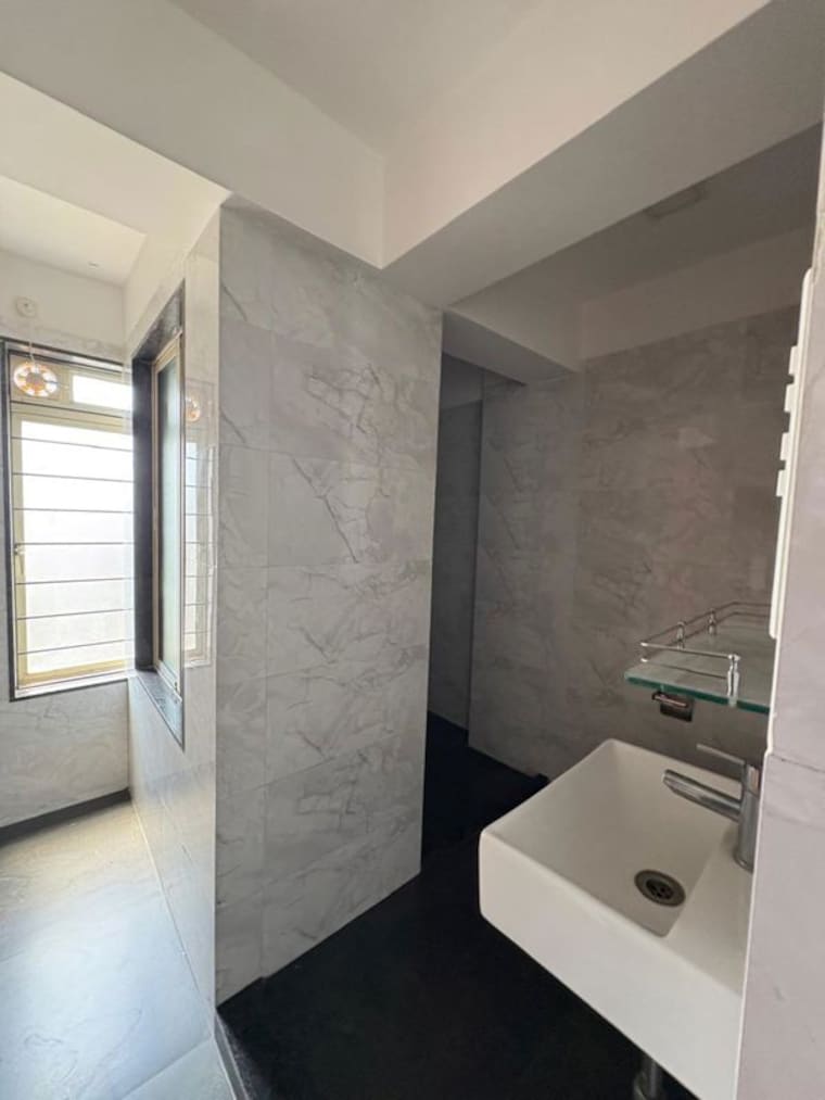 Bathroom, neumec-chandelier-court 3.5 Bedroom 1600 Sq.Ft. Apartment In Worli Mumbai 10157679