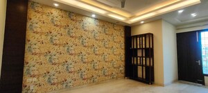 Room in 3 BHK Builder Floor at Unitech Greenwood City Apartment, Sector 45 – for Rent