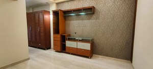 Furnished Amenities in 3 BHK Builder Floor at Unitech Greenwood City Apartment, Sector 45 – for Rent