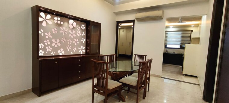Dining area, unitech-greenwood-city-apartment 3 Bedroom 2500 Sq.Ft. Builder Floor In Sector 45 Gurgaon 10157708