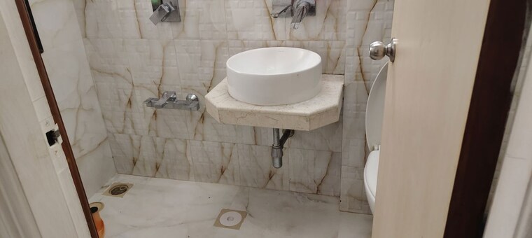 Bathroom, raheja-sherwood 2 Bedroom 1040 Sq.Ft. Apartment In Goregaon East Mumbai 10157711