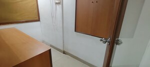 Room in 2 BHK Apartment at Raheja Sherwood, Goregaon East – for Rent