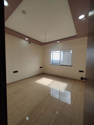 Room in 2 BHK Apartment at VTP Beaumonde, Kharadi – for Rent