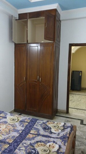 Room in 2.5 BHK Independent House at Sector 11 – for Rent