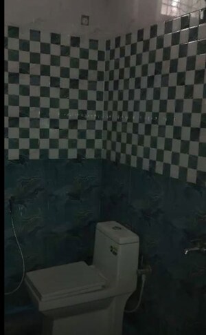 Bathroom in 1 BHK Apartment at Chinhat – for Rent