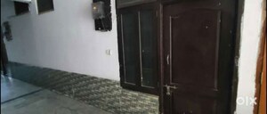 Room in 1 BHK Apartment at Chinhat – for Rent