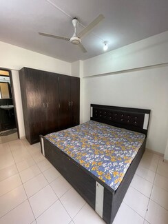 2 BHK Apartment For Rent in Aalind Link Palace CHS