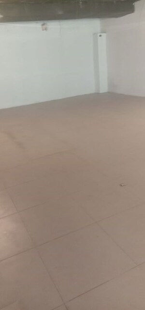 Team Area in  Showroom at Hauz Khas Market – for Rent